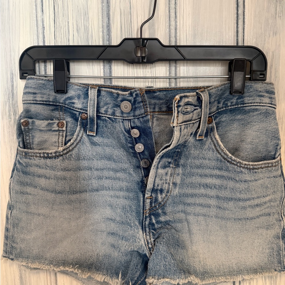 Levi 501 Jean Shorts